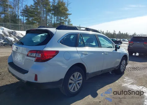 2017 Subaru Outback 2.5I z USA, uszkodzony, nr VIN 4S4BSAAC8H3372001